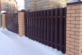 Забор из евроштакетника в шахматном порядке 30 метров фото в Некрасовском