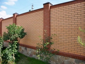 Кирпичный забор сплошной 80 метров фото в Некрасовском