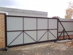Ворота откатные с ручным управлением - пример 12 фото в Некрасовском